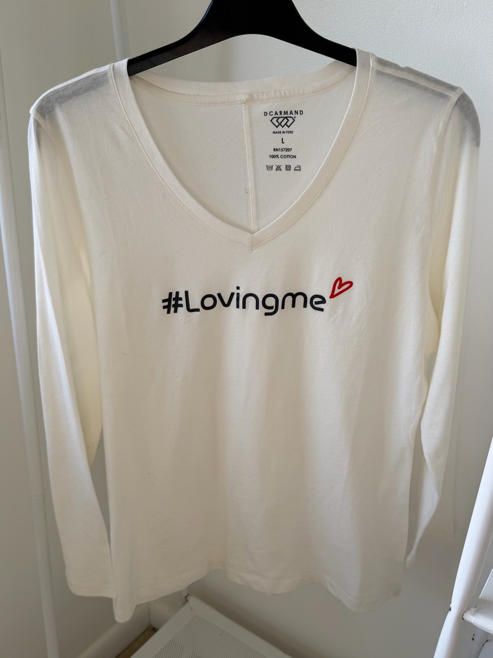 #Lovingme V-Neck Long Sleeve Tee - White with Red Accent